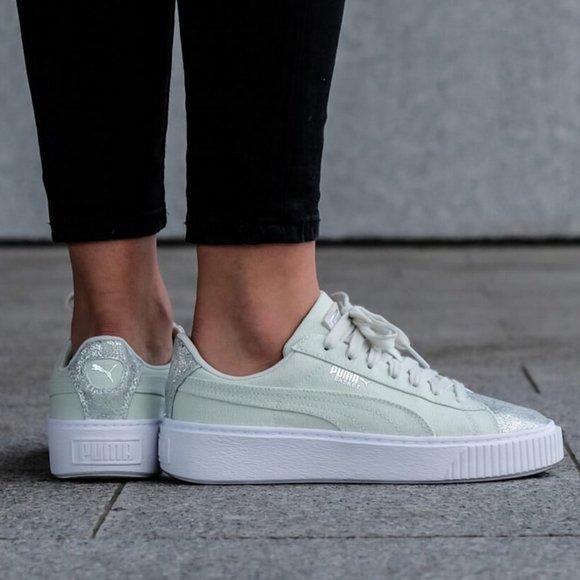 PUMA Platform Canvas Sneakers - Picture 2 of 4